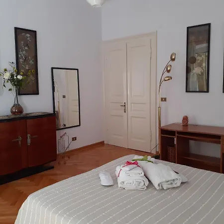 Regina'S Bed And Breakfast Trieste
